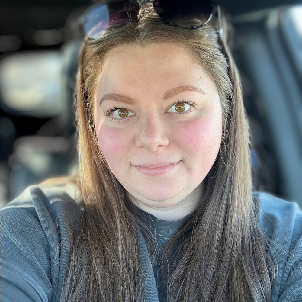 Meet your Posher, Lexi